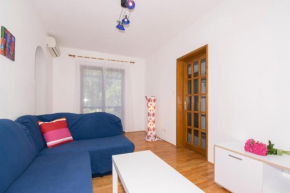 Udoban i prostran apartman u Banjolama, Apartman KATICA